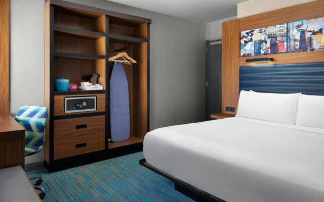 Aloft Austin Downtown