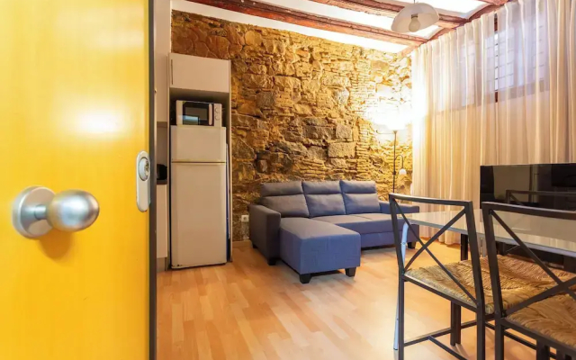 Apartment Near Las Ramblas For Families Or Friends