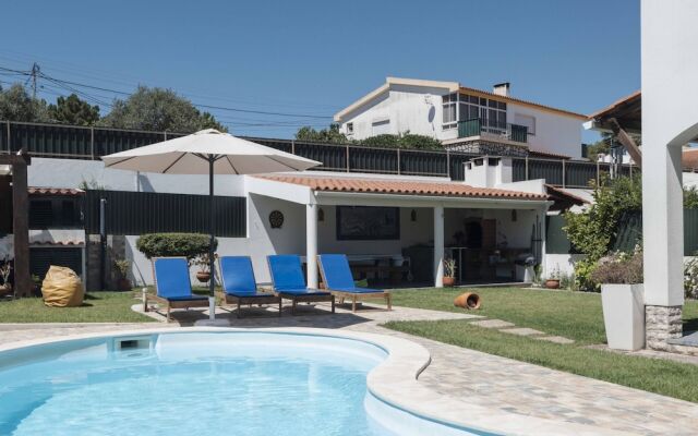 Sesimbra Stylish Villa by Homing