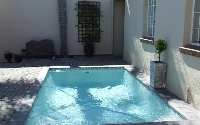 River Road Guest House