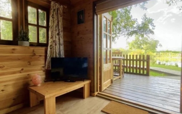 Inviting 1-bed Cabin in Newmarket