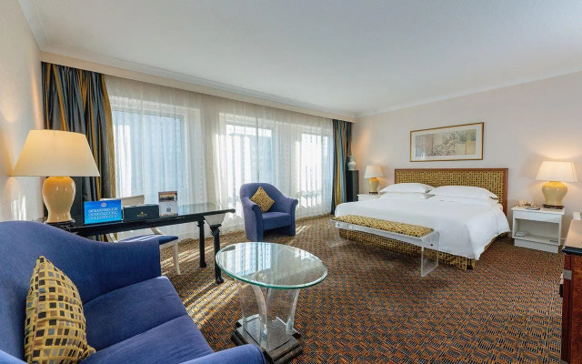 Grand Skylight Hotel Royal