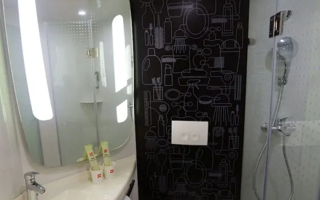Ibis Haikou Injoy Plaza Hotel