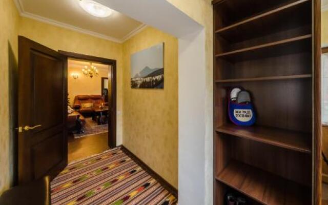 Gallery of Mountains Holiday Home