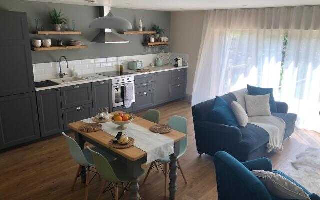 Cotswold Lodge
