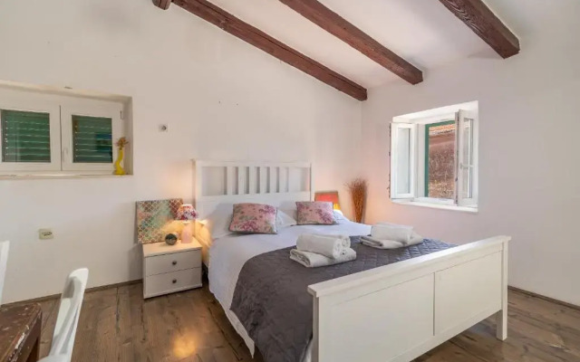 Apartment Ana