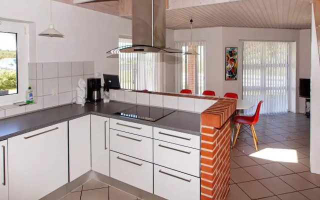 8 Person Holiday Home in Tarm-by Traum