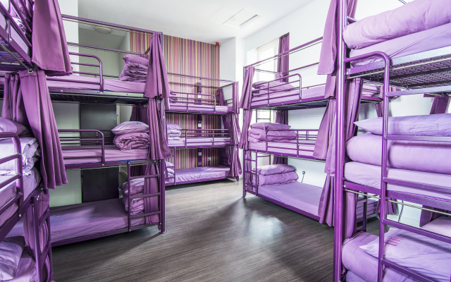 Safestay London Kensington Holland Park