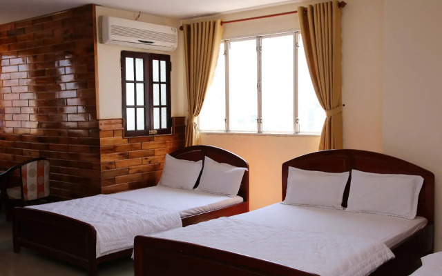 Hung Thinh Hotel