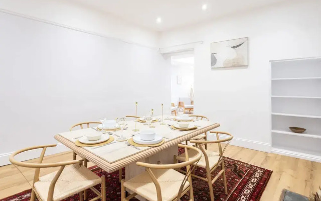 Host Stay Hallgarth Street