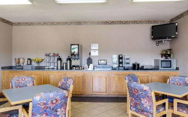 Econo Lodge Grenada