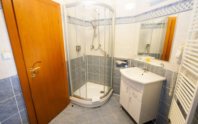 Hotel Modrá Ruže