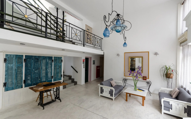 Happiness Apartments