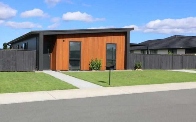 Sun and Sea Sanctuary - Whitianga Holiday Home