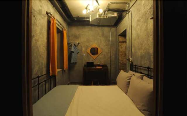 Role Street Hostel