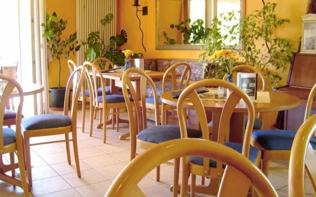 Stadt Cafe Pension Grünstadt