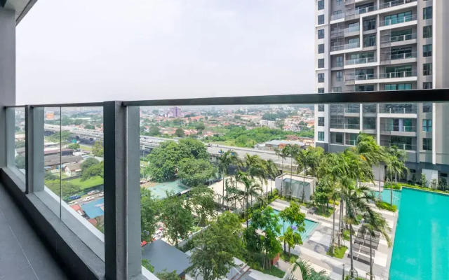 CitiZen Old Klang Road By Plush