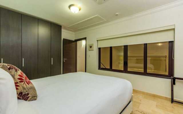 3BR 3BA Duplex w Amazing Views Pool Amenities