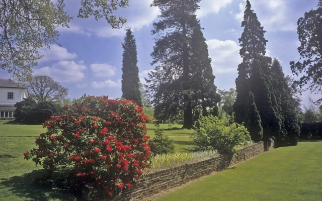 West Lodge Park Hotel