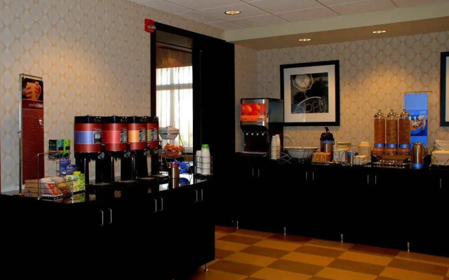 Hampton Inn & Suites by Hilton Lethbridge