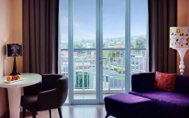 Hotel Mercure Bandung Setiabudi