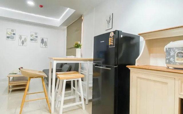 Neat Style 2Br Apartment Meikarta