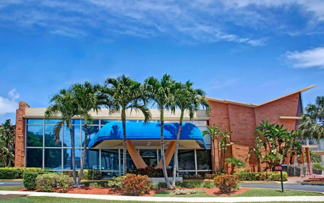 Knights Inn Hallandale