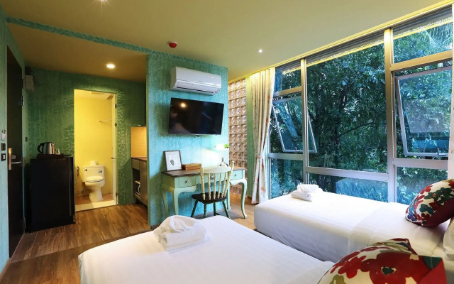 Tints of Blue Hotel