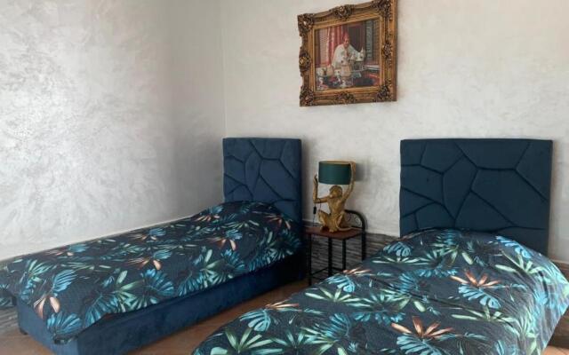 Villa avec piscine privée près de Casablanca Maroc