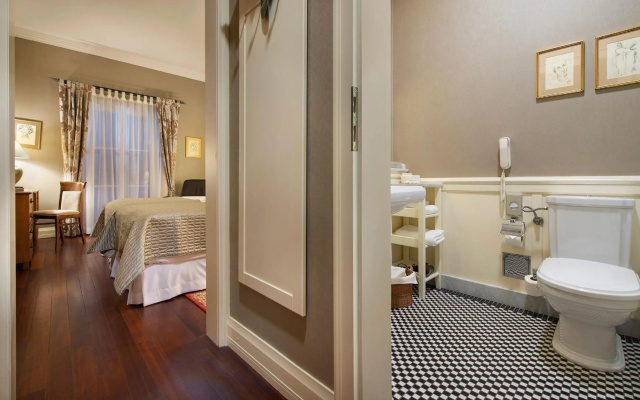 Marrol's Boutique Hotel