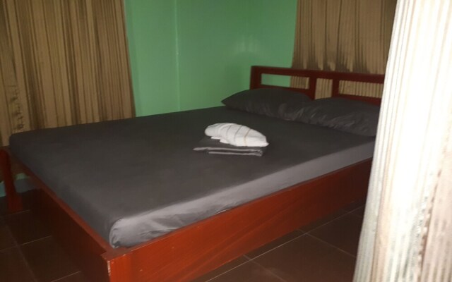 Oyo 617 Shekinah Hotel