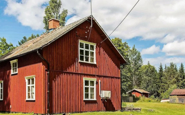 6 Person Holiday Home in Årjäng