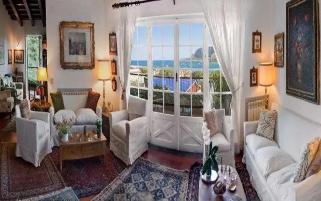 Il Glicine sul Golfo