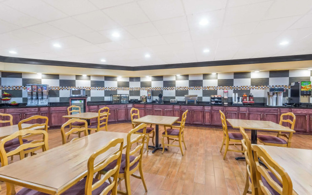 Ramada by Wyndham Macon