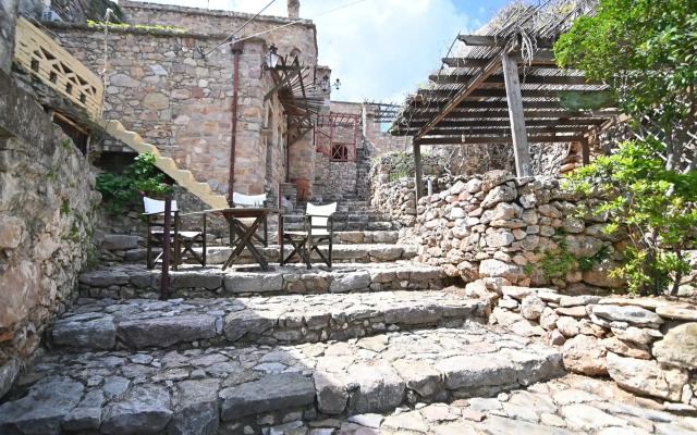 Spilia Traditional Village Houses