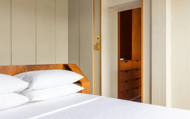 Pont Street IV by Onefinestay