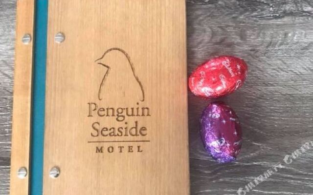 Penguin Seaside Motel