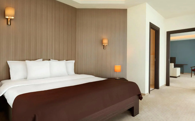 Ramada By Wyndham Constanta
