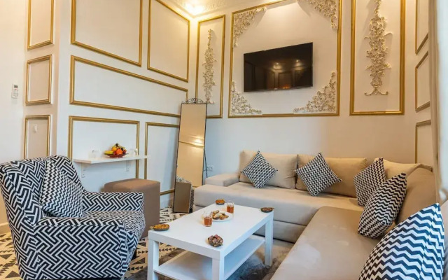 Yanis Guest House