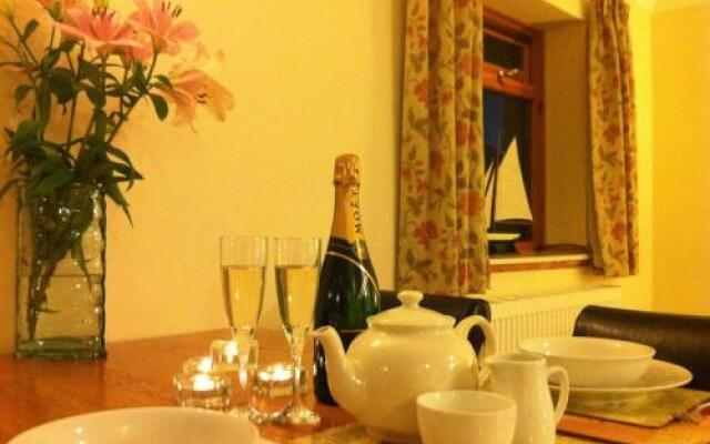 Clan Cottages