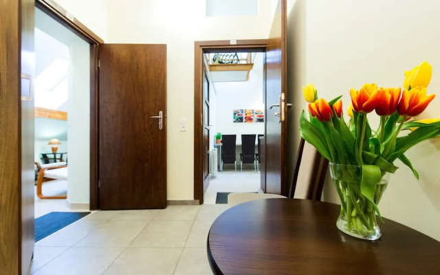 Vanilla Apartment 3