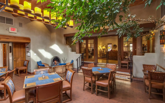 Inn on the Alameda