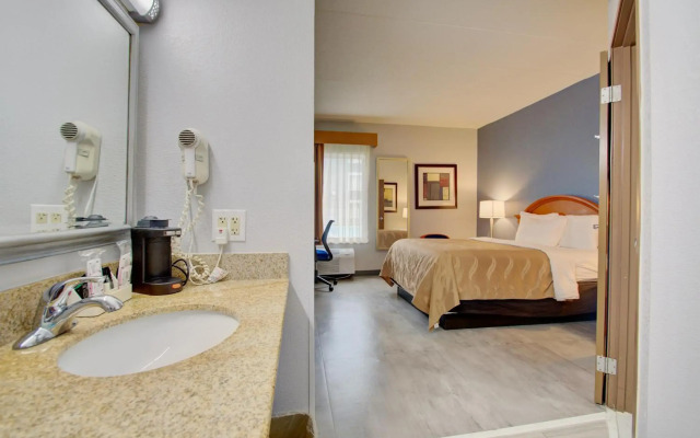 Quality Inn & Suites CVG Airport