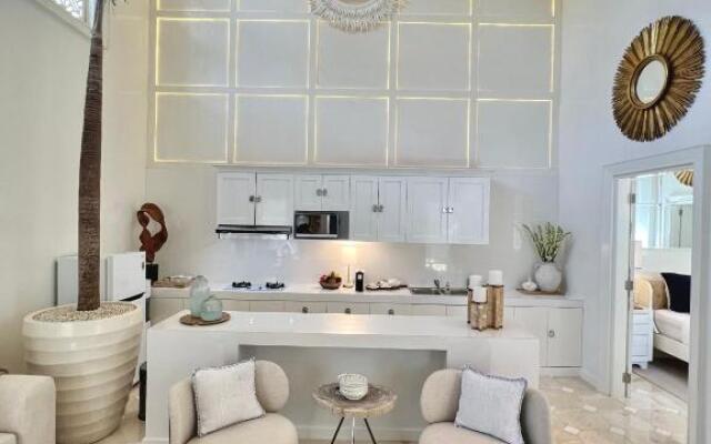 Moon Villas