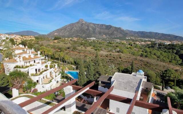 Penthouse Golden Mile