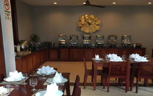Sabaidee at Lao Hotel