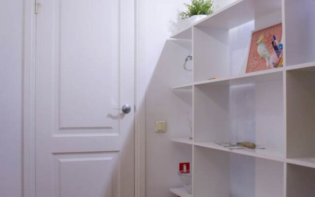 Home4day Central Modern Flat