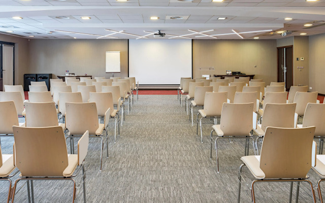 Holiday Inn Toulouse Airport by IHG