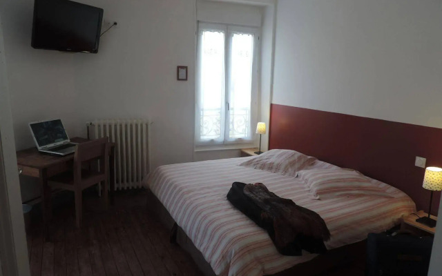 Select Hotel