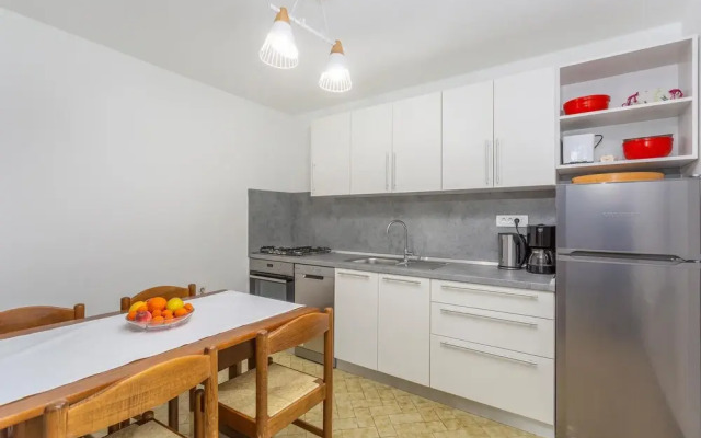 Awesome Home in Omisalj With Wifi and 2 Bedrooms